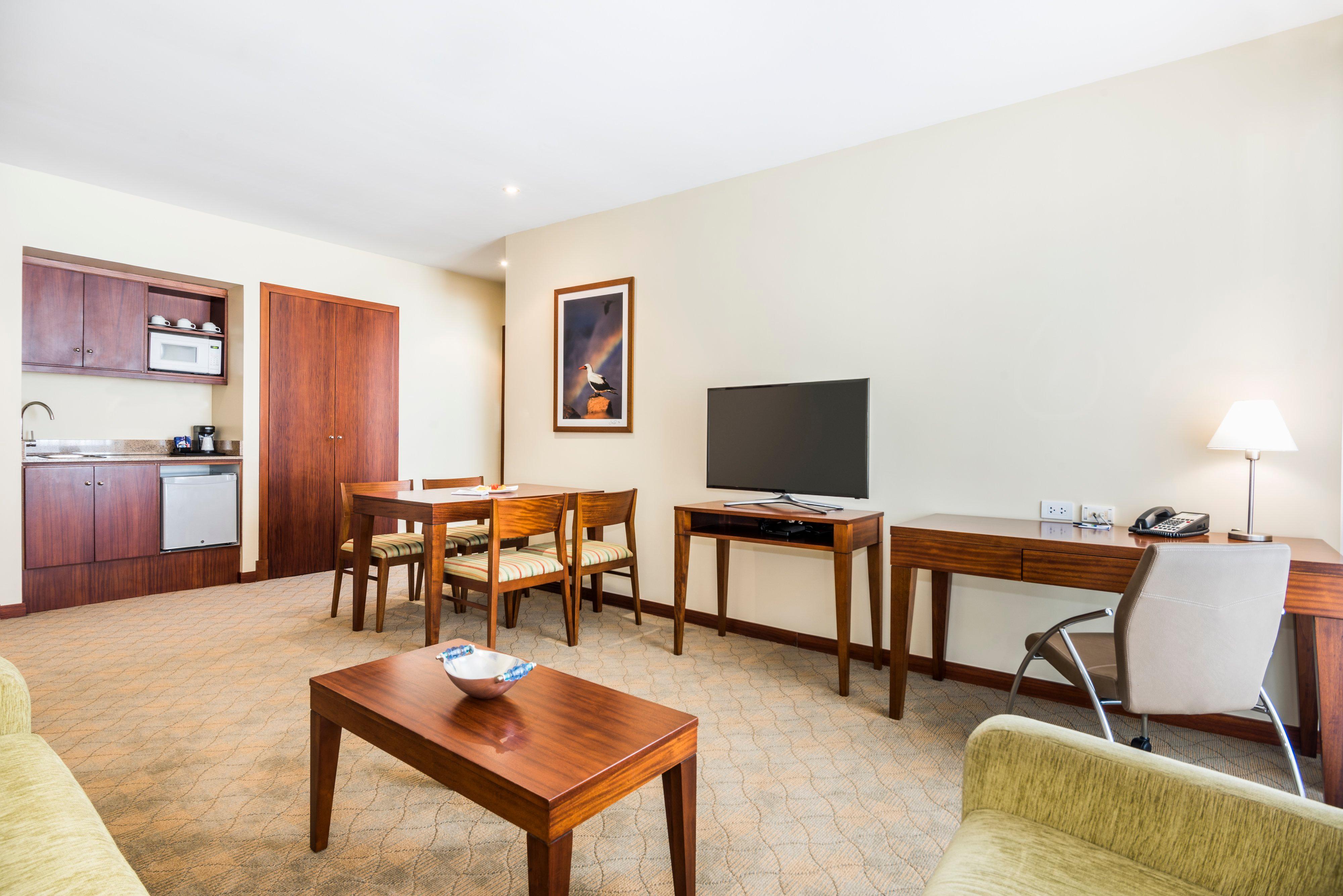Express By Ihg Hotel Quito