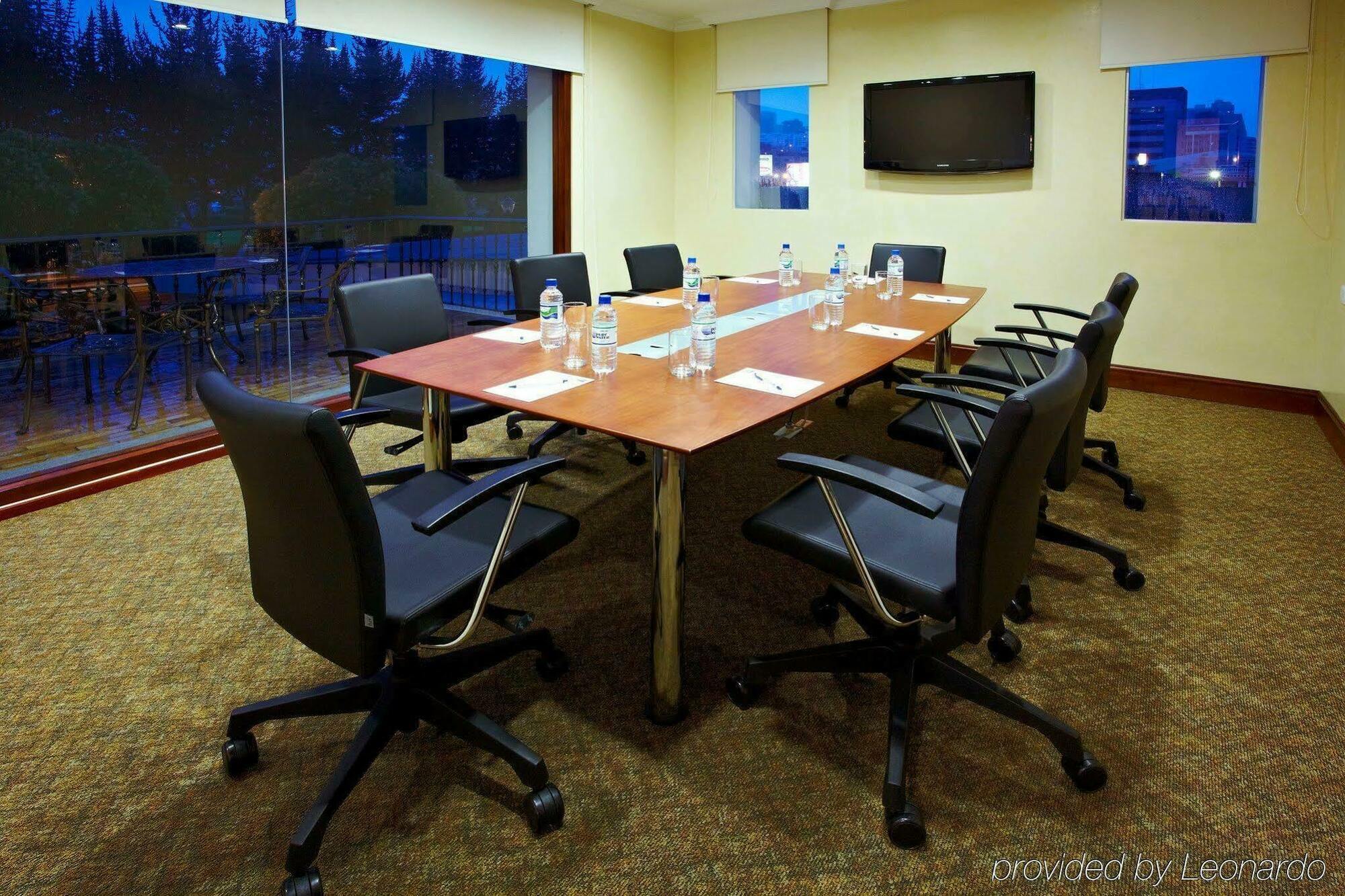 Hotel Express By Ihg Quito